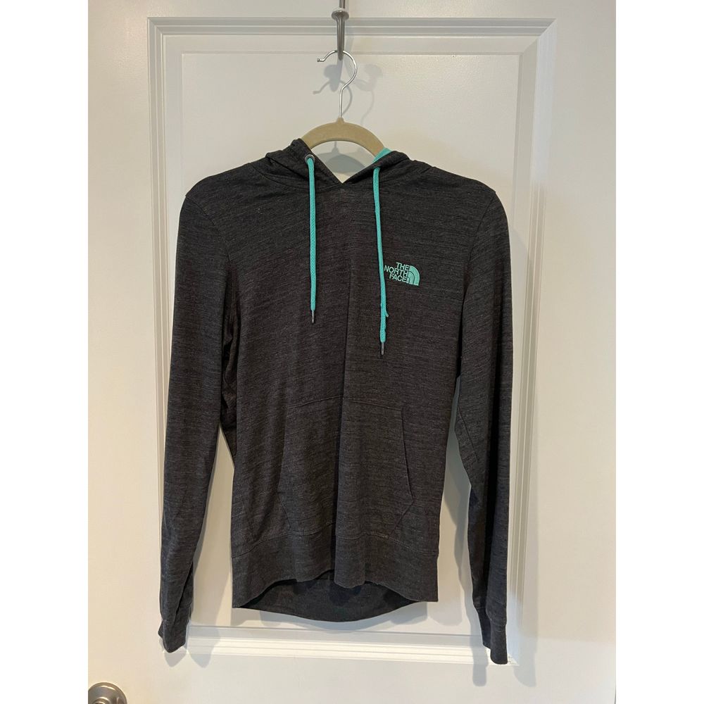 The North Face lightweight fitted hoodie size medium